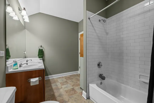 $1,399,000 | 26542 North Topanga Trail, Wauconda, IL 60084