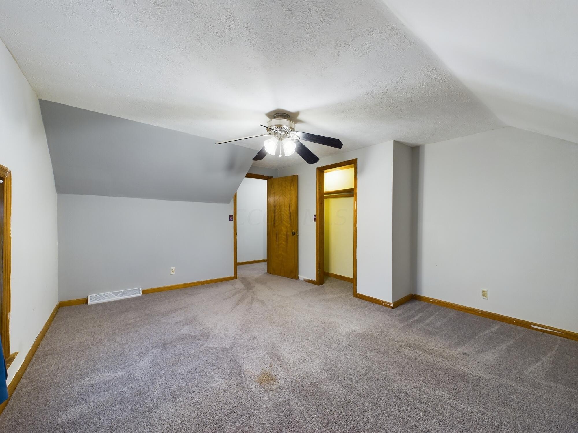 3030 Wheeling Road Lancaster, OH 43130 - Photo 29 of 41 Bedroom 3