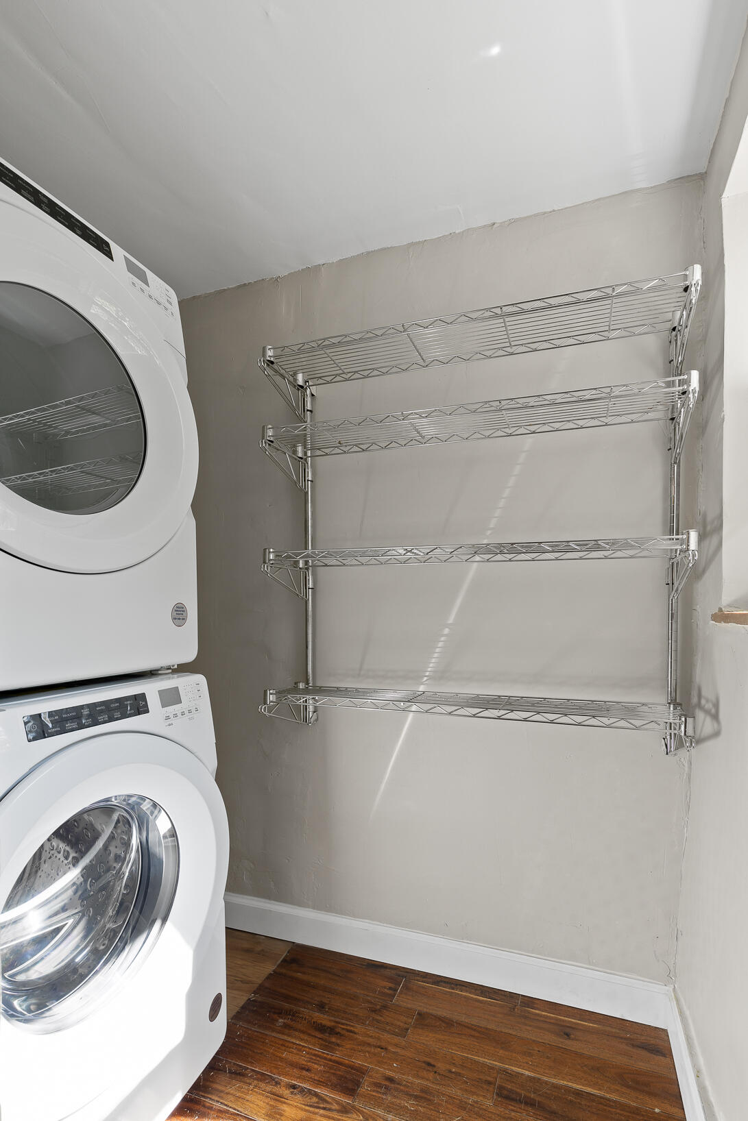 869 Donaldson Road Chattanooga, TN 37412 - Photo 31 of 55 Laundry Room