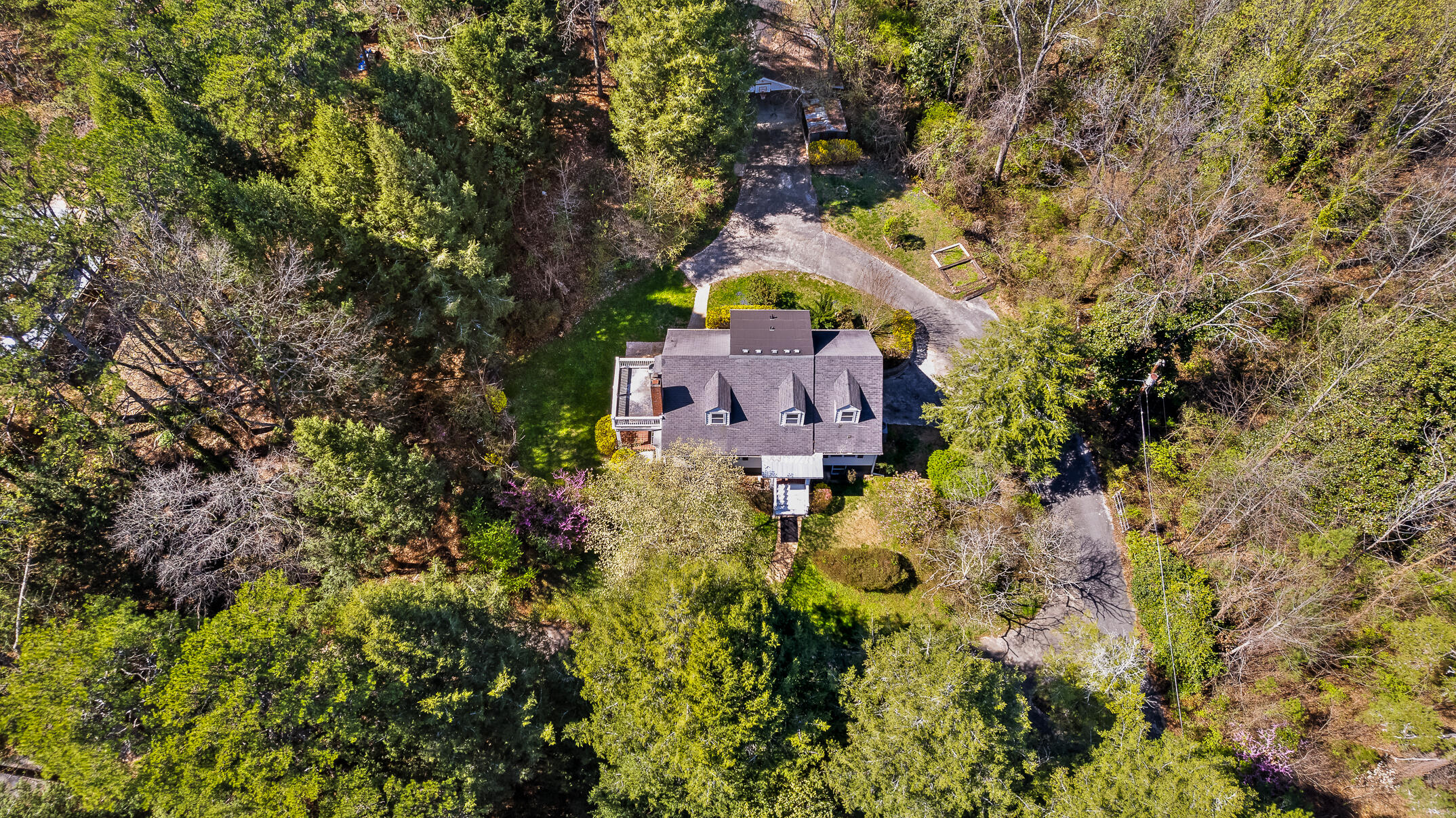 869 Donaldson Road Chattanooga, TN 37412 - Photo 4 of 55 Aerial View