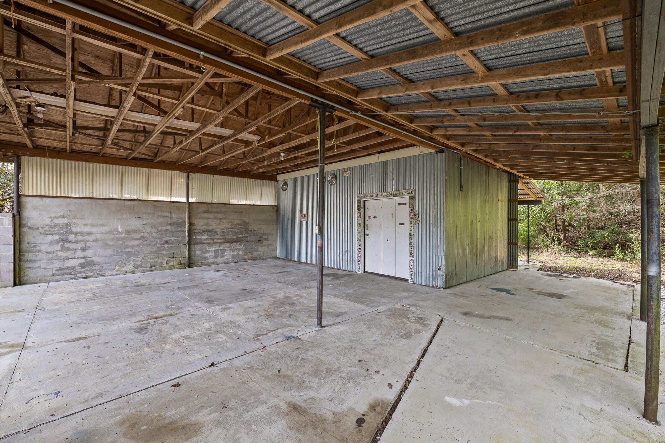 869 Donaldson Road Chattanooga, TN 37412 - Photo 50 of 55 Carport