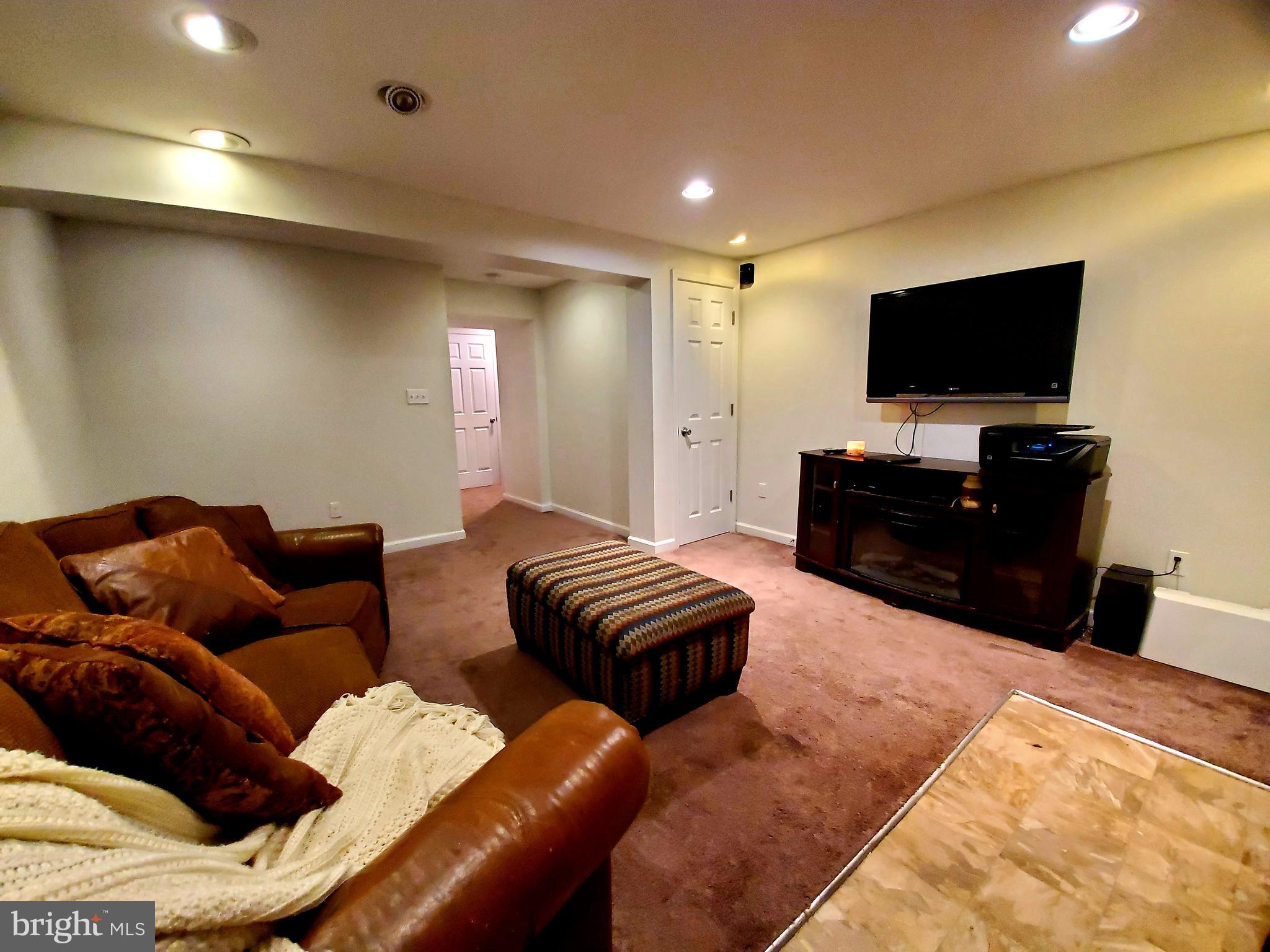 2203 Riding Crop Way Baltimore, MD 21244 - Photo 9 of 21