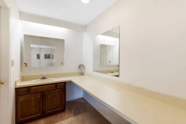 $575,000 | 1607 Lewis O Gray Drive, Unit 1607, Saugus, MA 01906