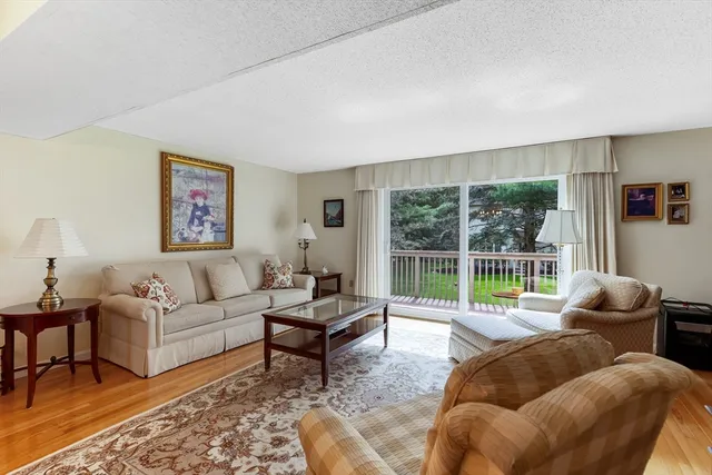 $575,000 | 1607 Lewis O Gray Drive, Unit 1607, Saugus, MA 01906