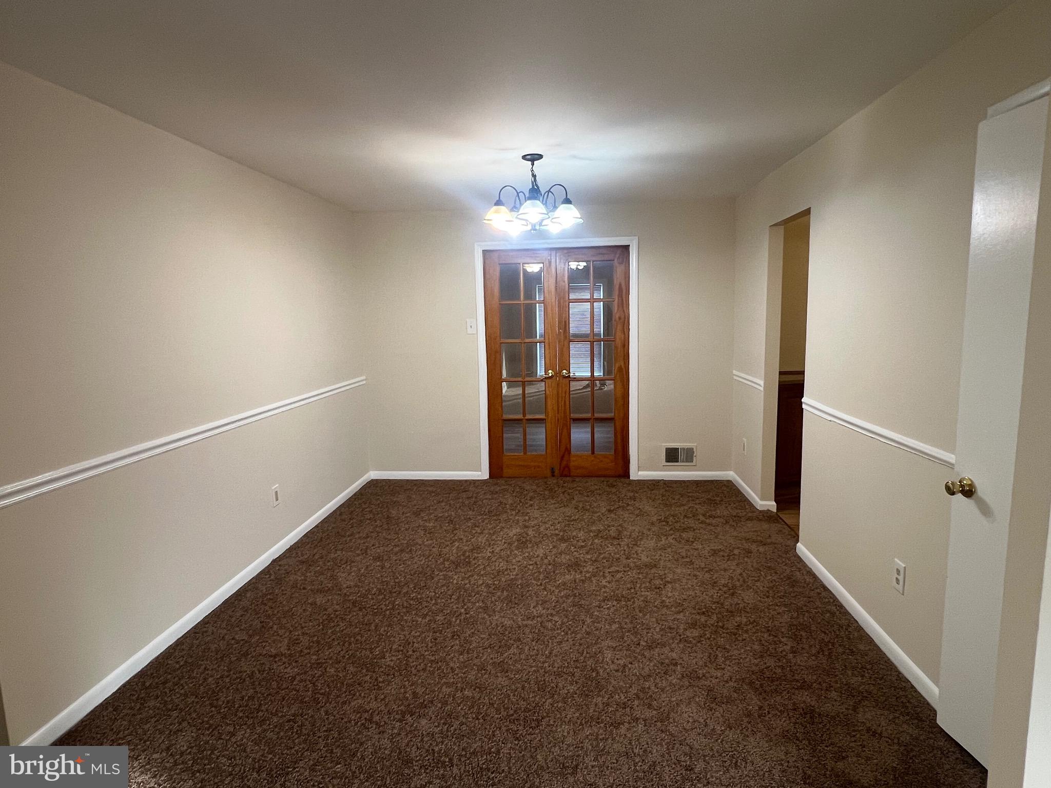 800 Jefferson Street Northeast Washington, DC 20011 - Photo 8 of 17