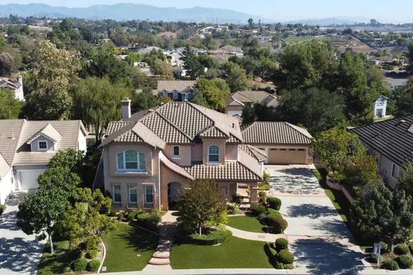 $1,170,000 | 2116 Kirkcaldy Road, Fallbrook, CA 92028