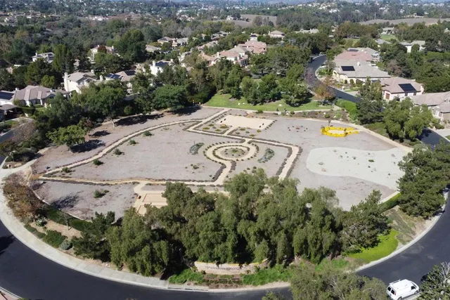 $1,195,000 | 2116 Kirkcaldy Road, Fallbrook, CA 92028