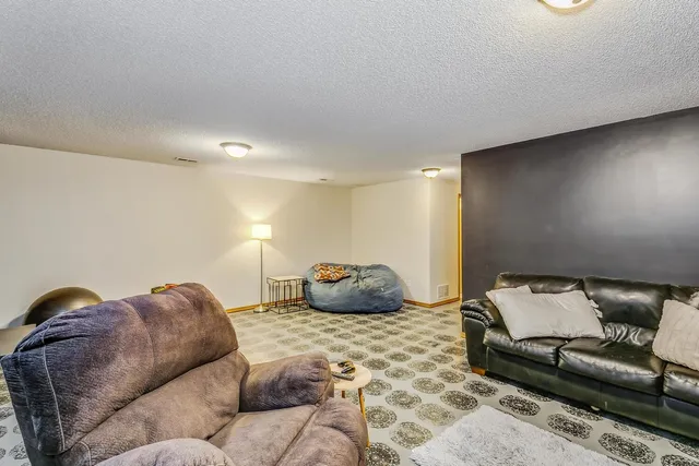 $225,000 | 2651 Cambridge Street, Park City, KS 67219