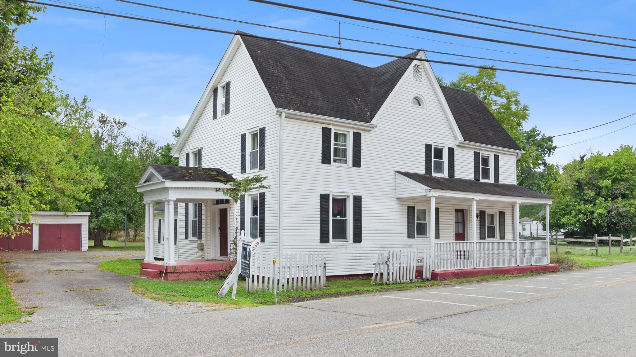 2207 Floral Park Road Clinton, MD 20735 - Photo 1 of 46 a view of front of house