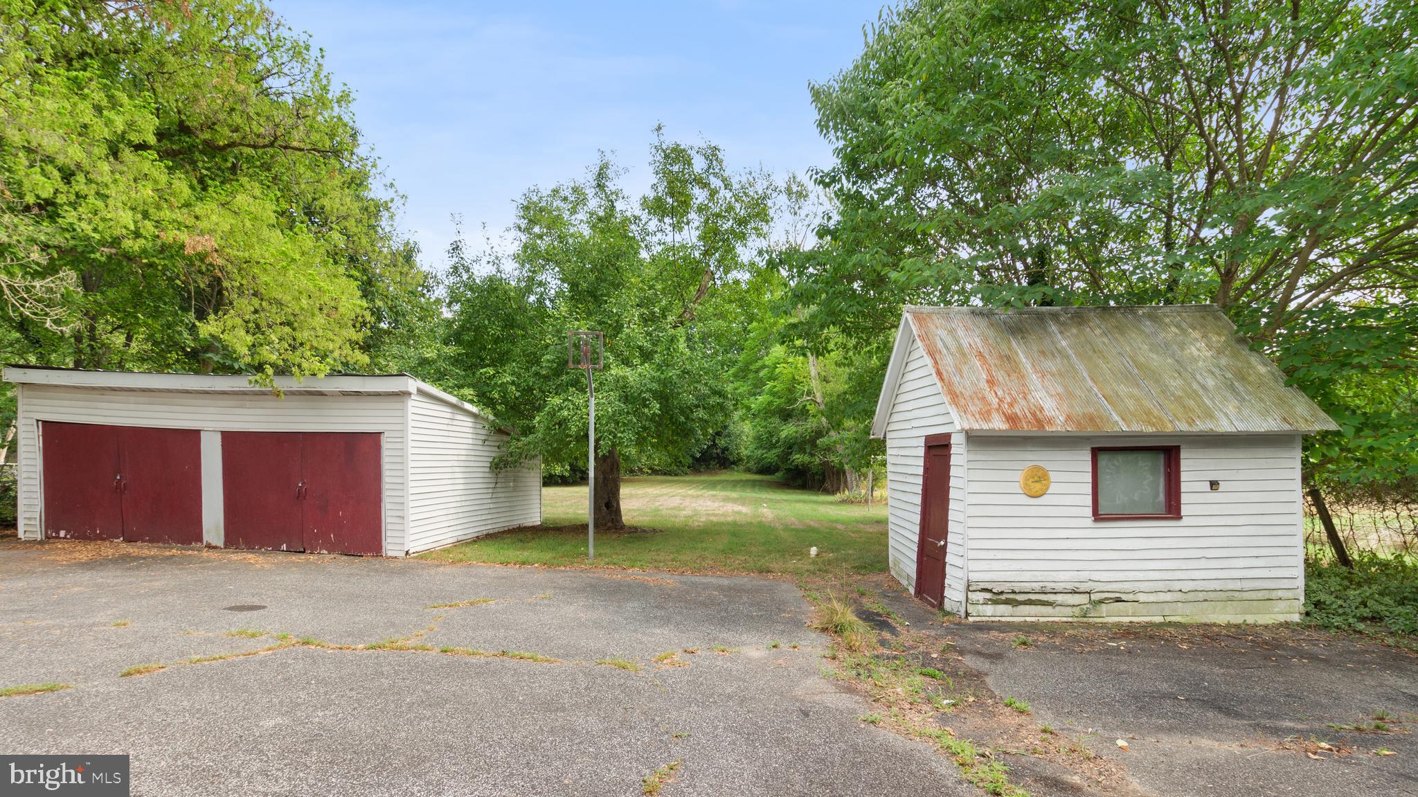 2207 Floral Park Road Clinton, MD 20735 - Photo 44 of 46 a house with a yard