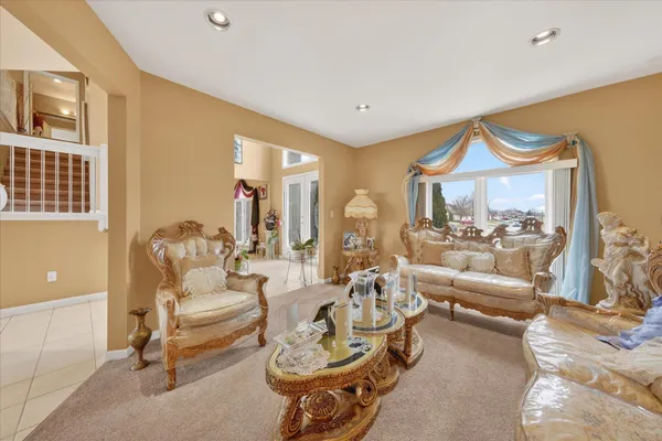 $529,900 | 19444 Jack Pine Drive, Macomb, MI 48042