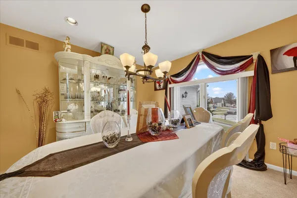 $529,900 | 19444 Jack Pine Drive, Macomb, MI 48042