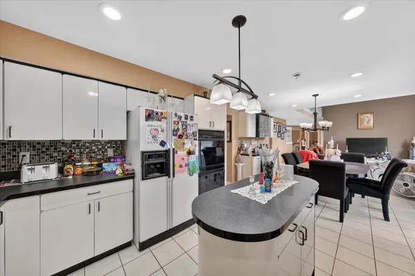 $529,900 | 19444 Jack Pine Drive, Macomb, MI 48042