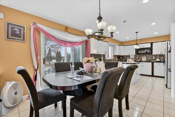 $529,900 | 19444 Jack Pine Drive, Macomb, MI 48042