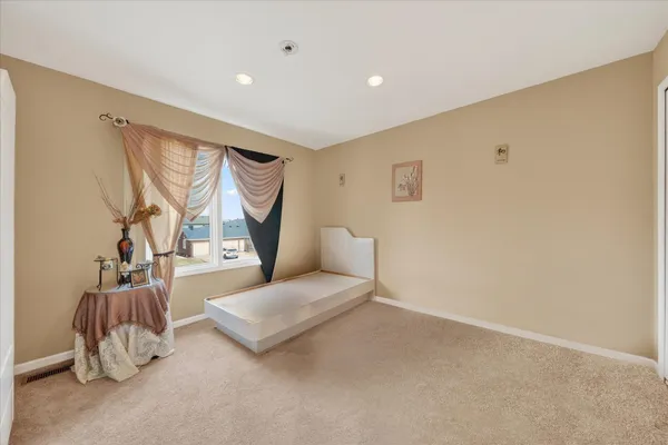 $529,900 | 19444 Jack Pine Drive, Macomb, MI 48042