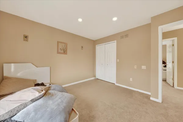 $529,900 | 19444 Jack Pine Drive, Macomb, MI 48042