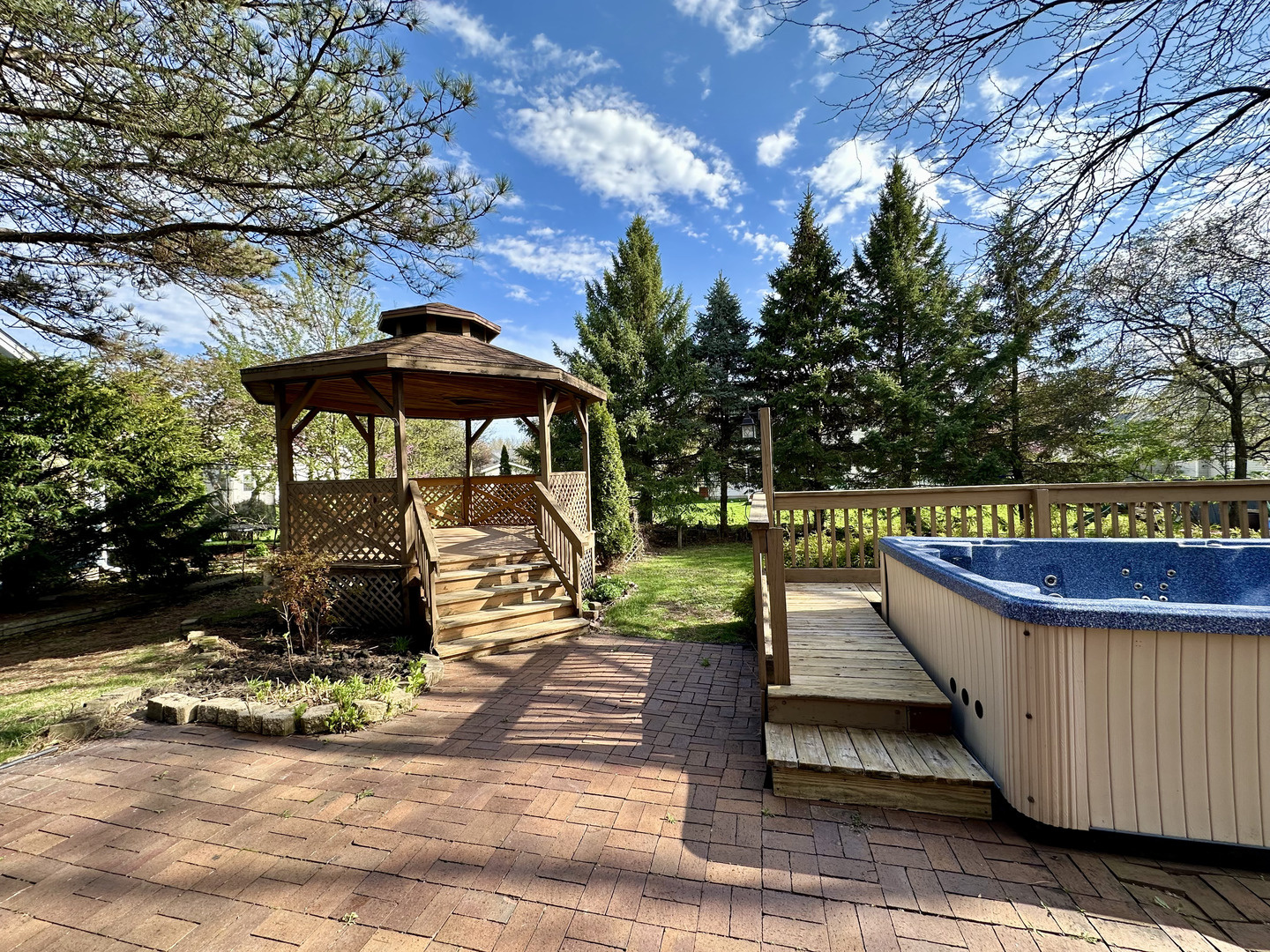 2060 Carolyn Road Aurora, IL 60506 - Photo 16 of 17 Gallery Image 16