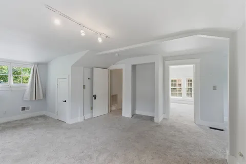 $1,100,000 | 3804 Central Avenue, Nashville, TN 37205