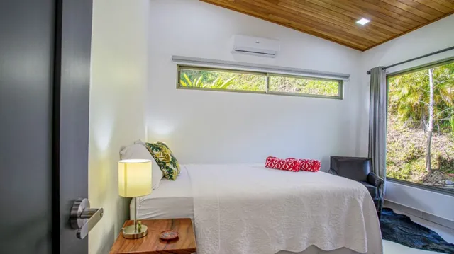 $599,000 | 0 Modern Gem In The Natural Setting, Washington, OS 20006