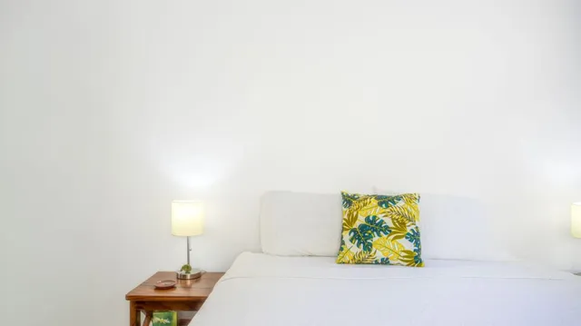 $599,000 | 0 Modern Gem In The Natural Setting, Washington, OS 20006