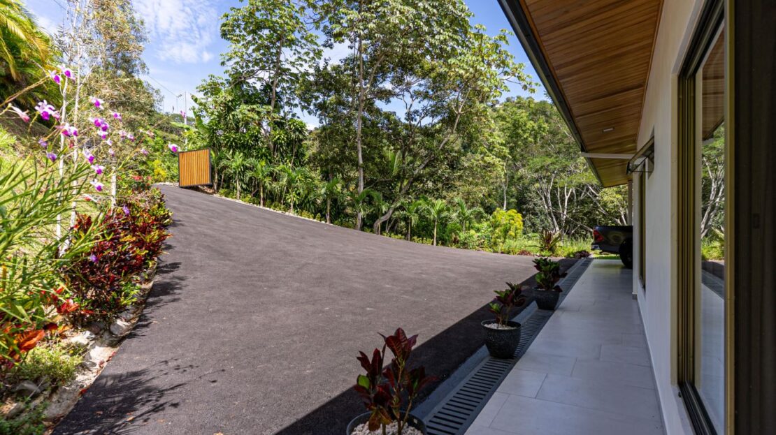 0 Modern Gem In The Natural Setting Washington, OS 20006 - Photo 23 of 33