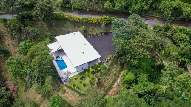 $599,000 | 0 Modern Gem In The Natural Setting, Washington, OS 20006