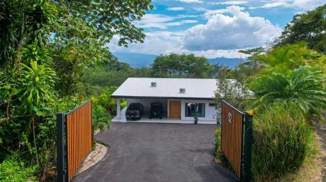 $599,000 | 0 Modern Gem In The Natural Setting, Washington, OS 20006