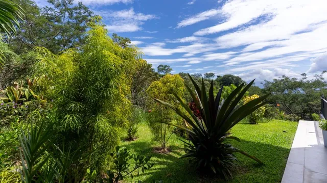 $599,000 | 0 Modern Gem In The Natural Setting, Washington, OS 20006