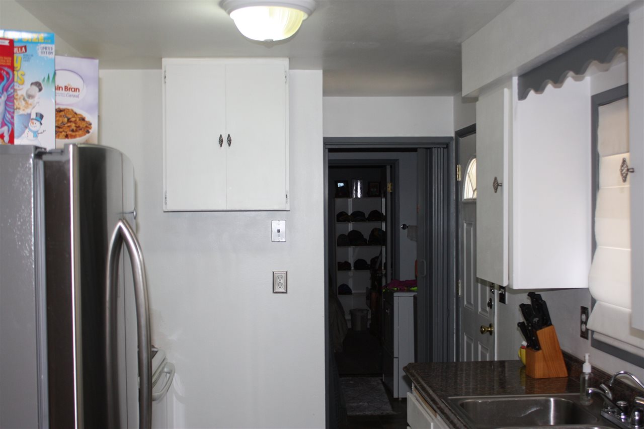 5911 South Abbott Road Spokane, WA 99224 - Photo 5 of 9