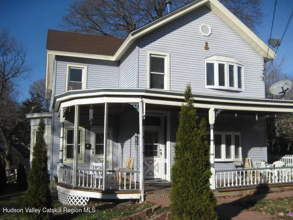 $1,600 | 128 Main Street, Unit A, Philmont, NY 12529
