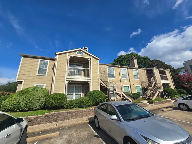 $1,725 | 1860 White Oak Drive, Unit 314, Houston, TX 77009