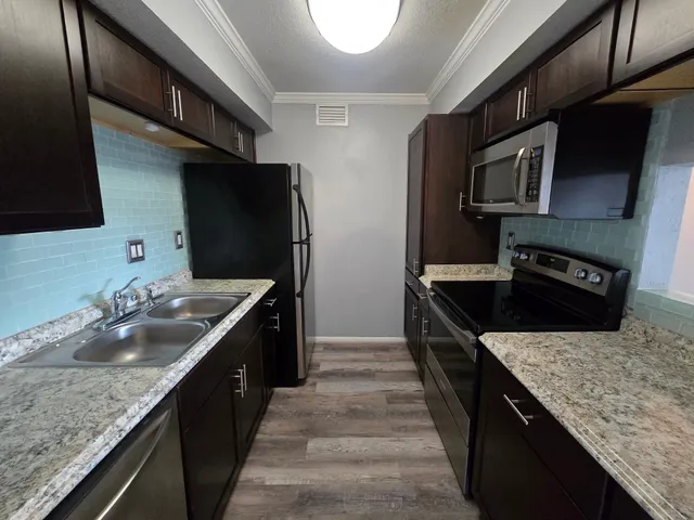 $1,699 | 1860 White Oak Drive, Unit 314, Houston, TX 77009