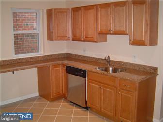 370 Ripka Street Philadelphia, PA 19128 - Photo 6 of 12 Kitchen