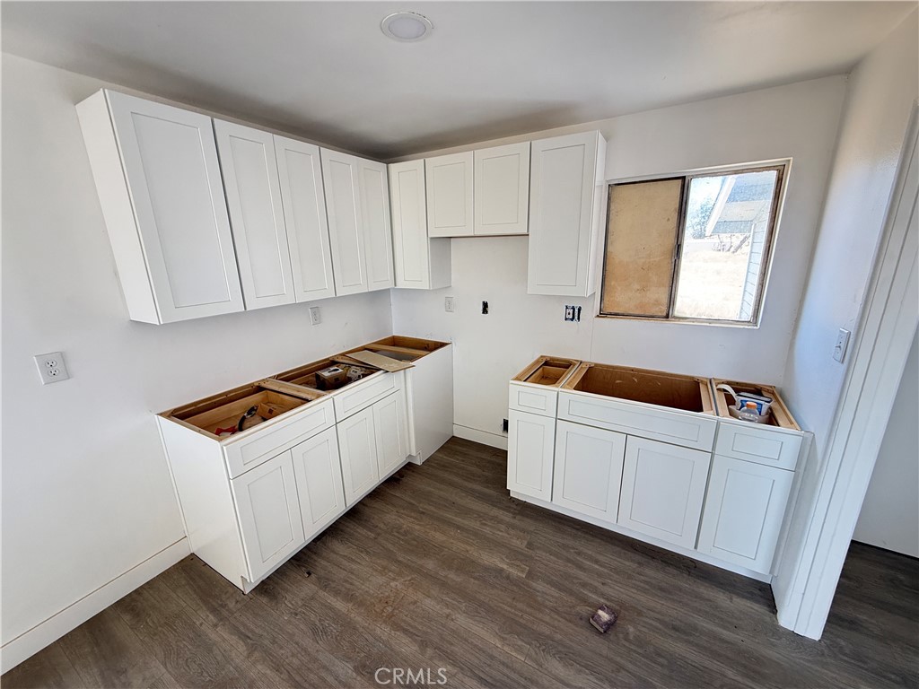 11744 Wagon Wheel Road Phelan, CA 92371 - Photo 6 of 26