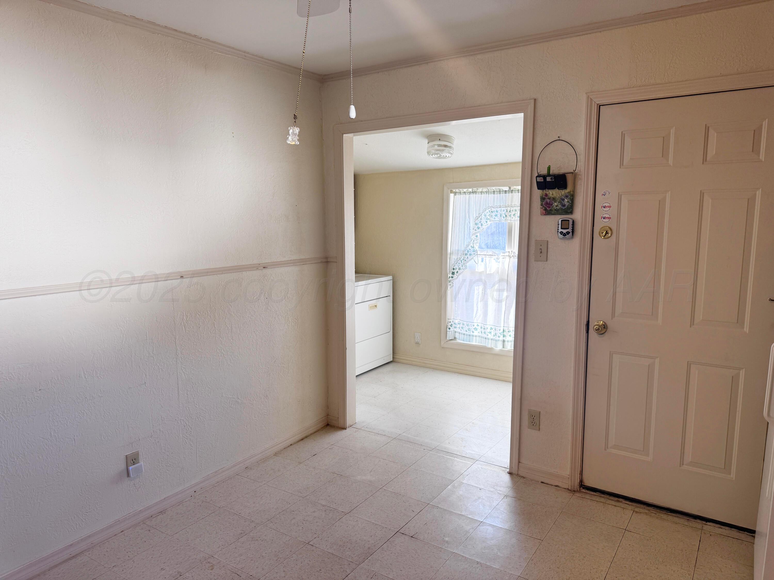 4004 South Hayden Street Amarillo, TX 79110 - Photo 6 of 14 a view of an empty room