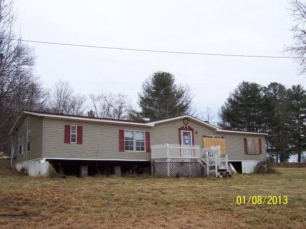 984 Nugget Ridge Road Dawsonville, GA 30534 - Photo 1 of 1 a view of a house with a patio