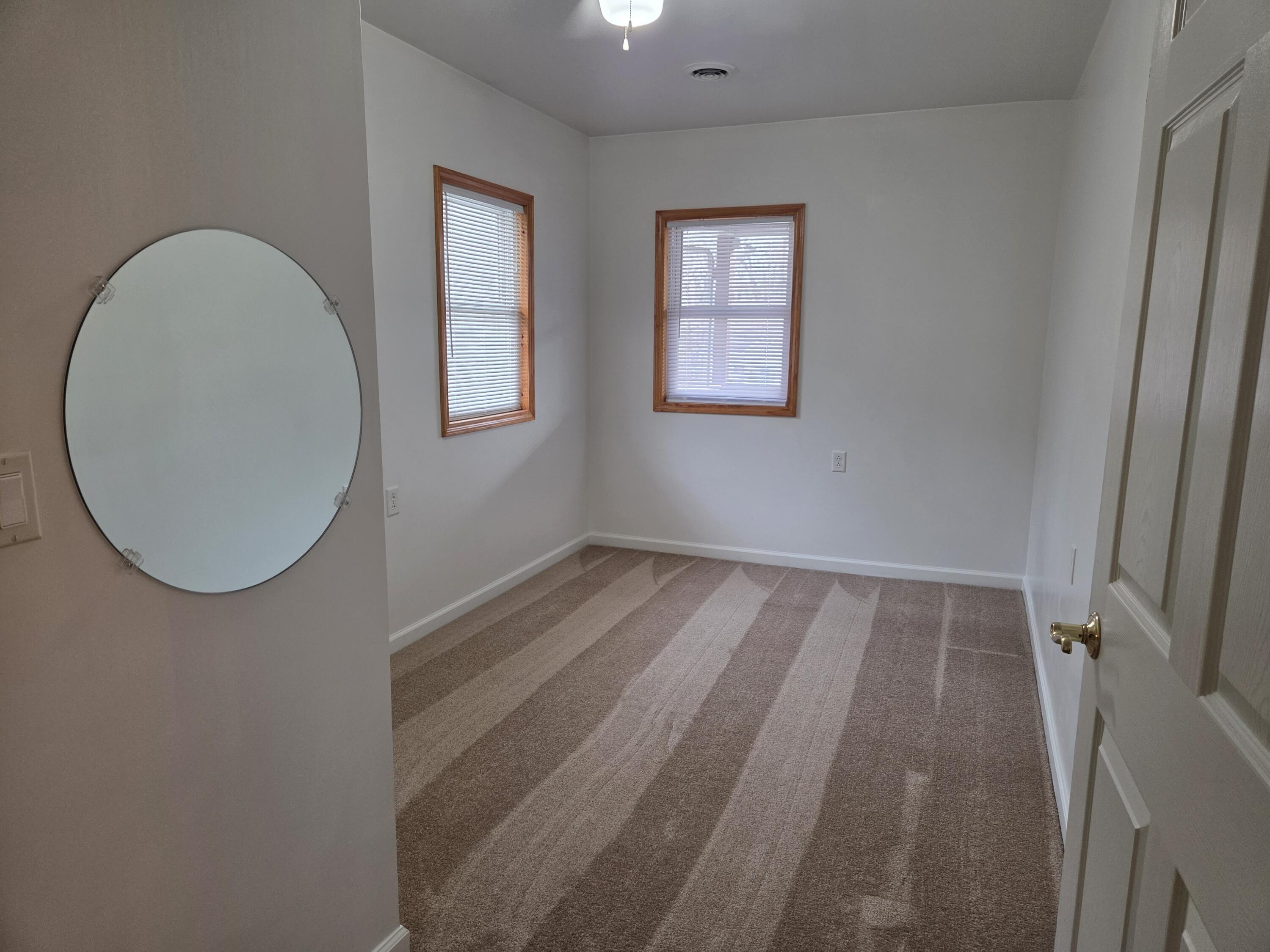 232 Bender Street Jackson, MI 49201 - Photo 12 of 31 Second story bedroom