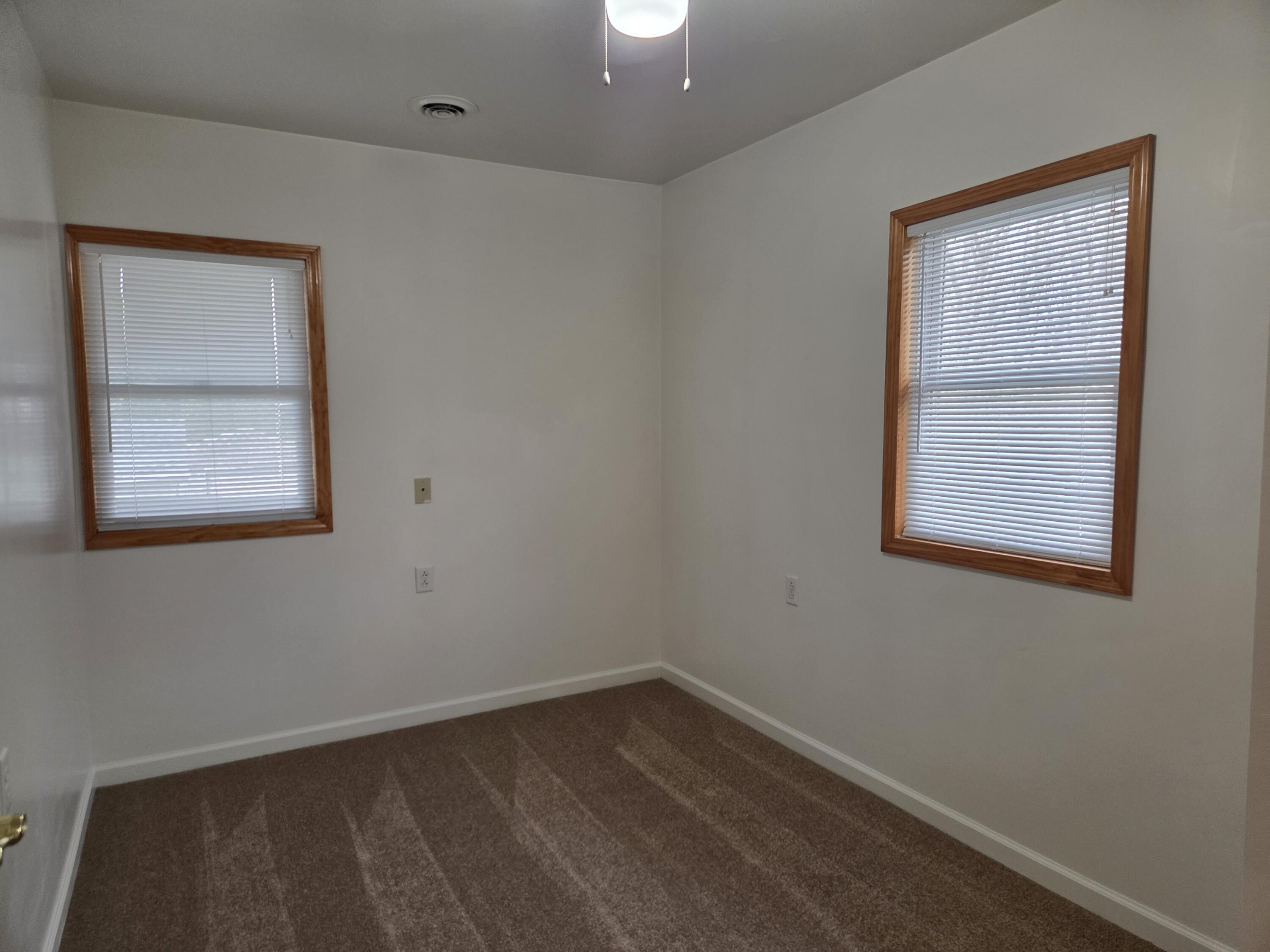 232 Bender Street Jackson, MI 49201 - Photo 14 of 31 2nd story bedroom