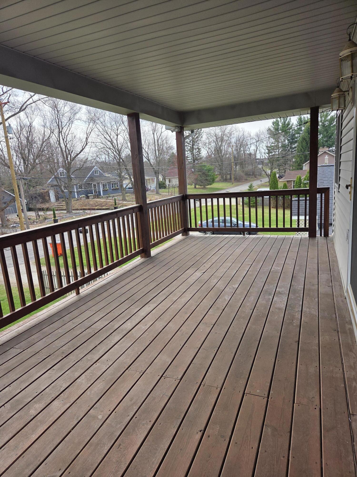 232 Bender Street Jackson, MI 49201 - Photo 24 of 31 Front Porch