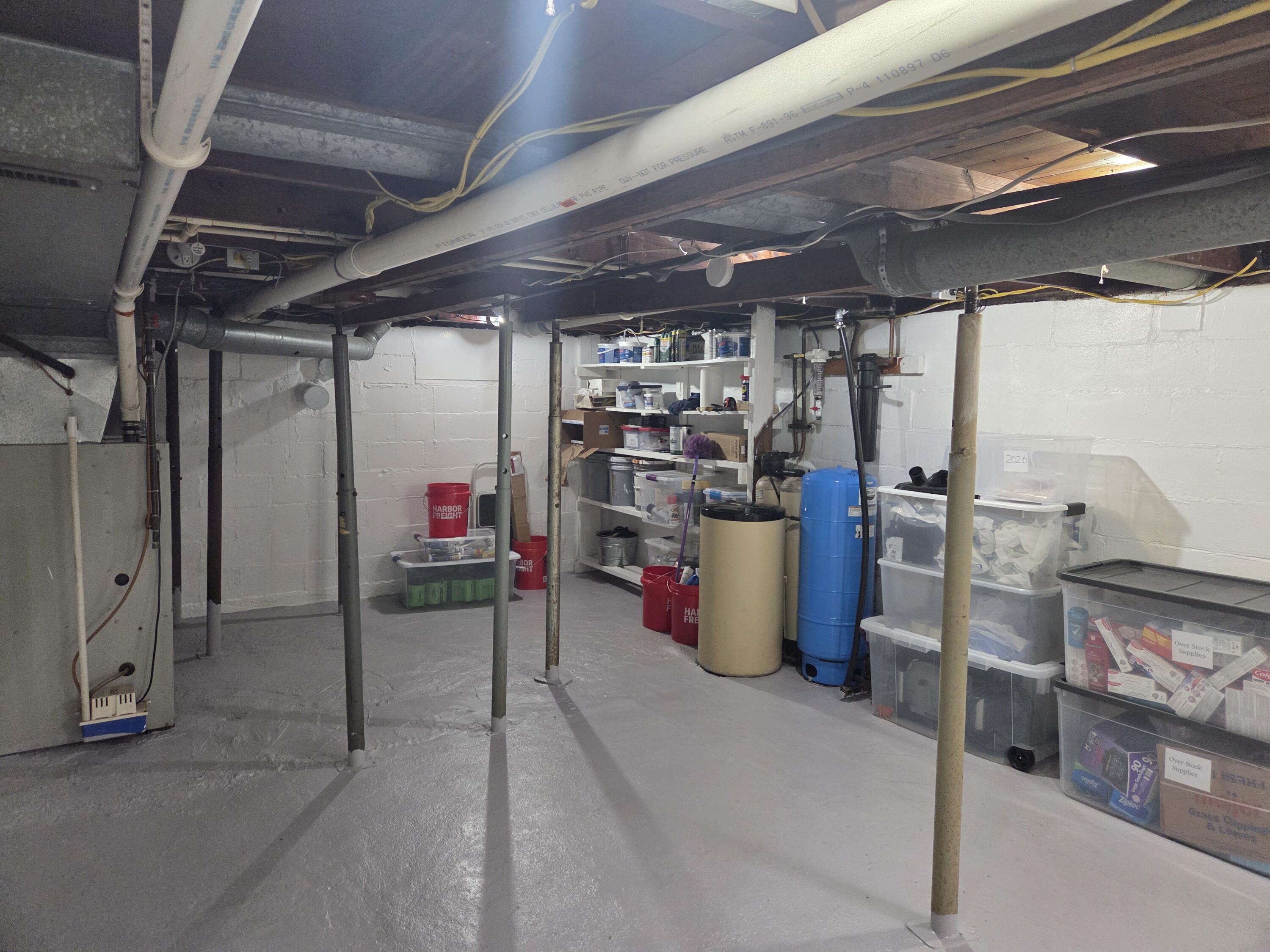 232 Bender Street Jackson, MI 49201 - Photo 25 of 31 Basement