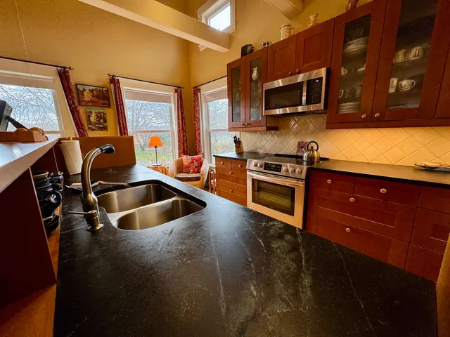 $595,000 | 191 River Road, Piermont, NH 03779