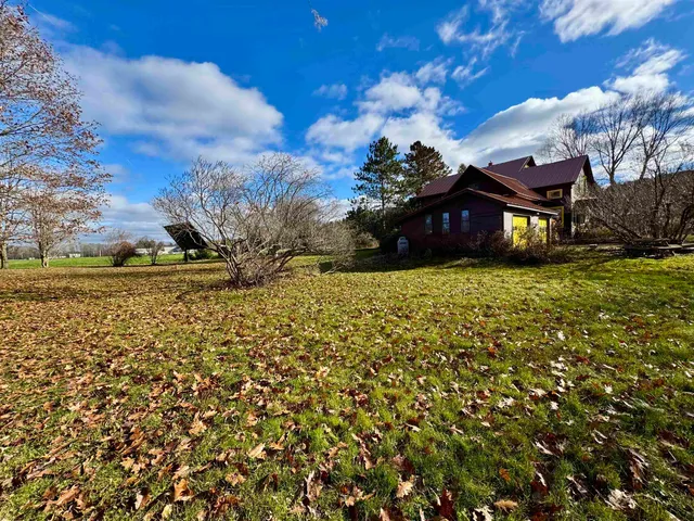 $595,000 | 191 River Road, Piermont, NH 03779