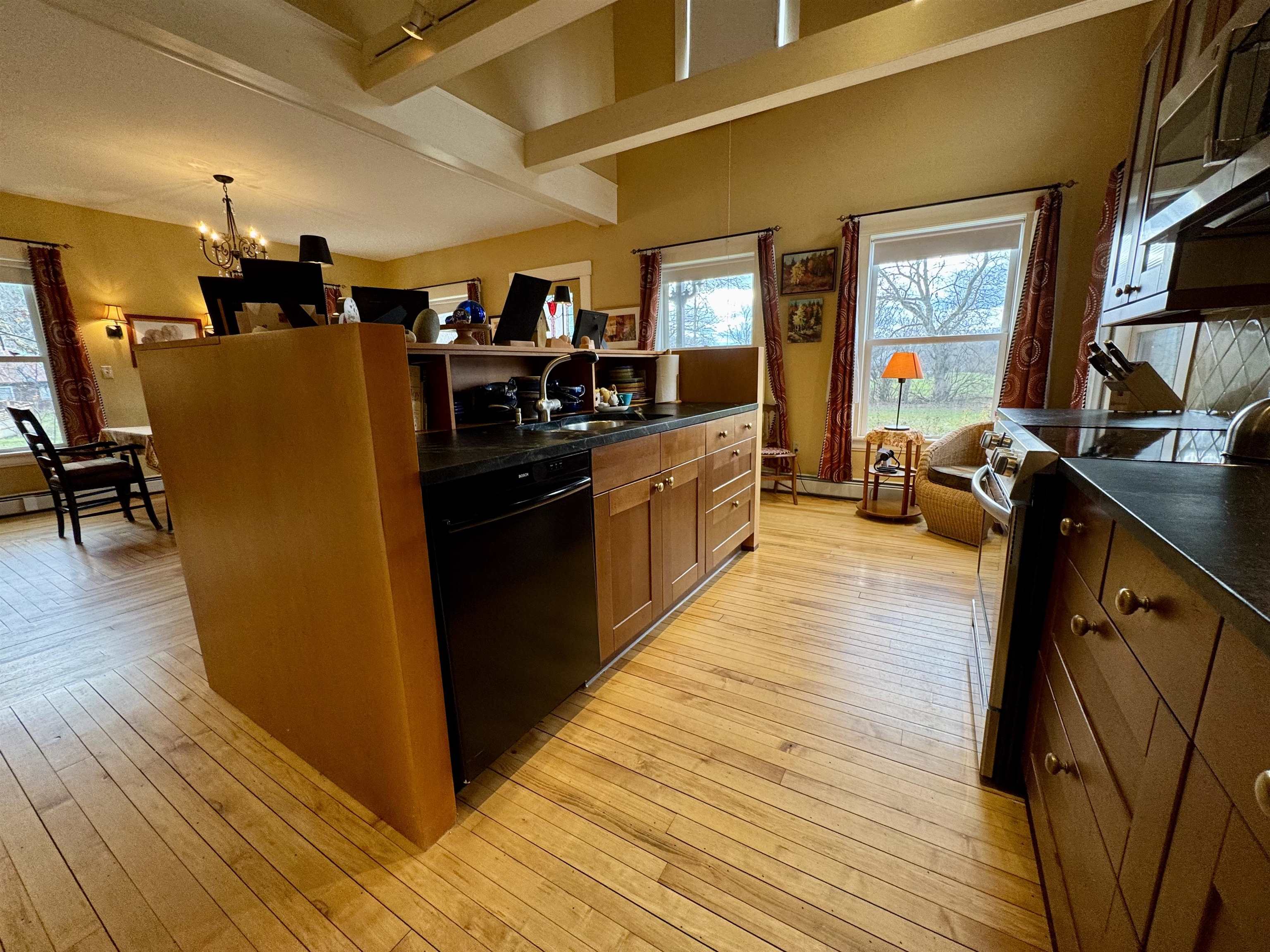 191 River Road Piermont, NH 03779 - Photo 8 of 49