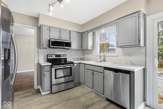 $365,000 | 11709 Cameron Drive, Fishers, IN 46038