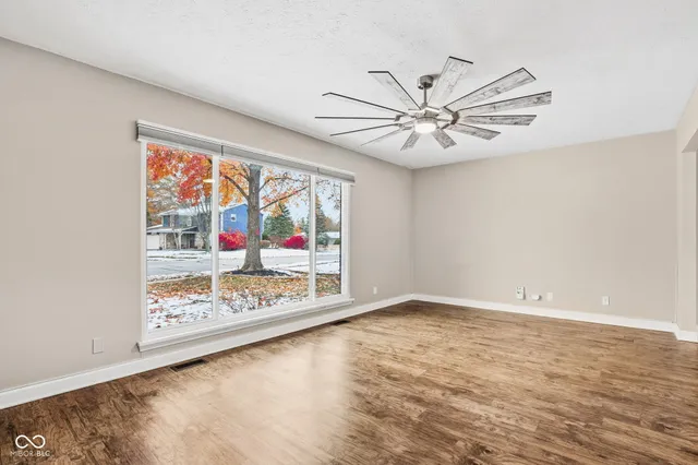 $365,000 | 11709 Cameron Drive, Fishers, IN 46038