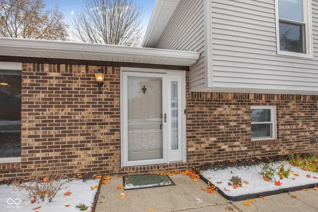 $365,000 | 11709 Cameron Drive, Fishers, IN 46038