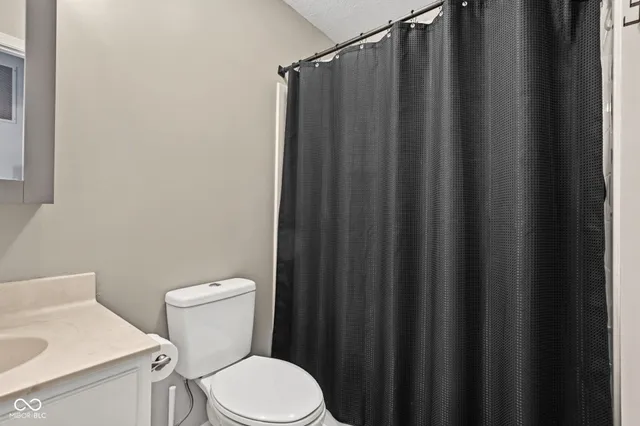 $365,000 | 11709 Cameron Drive, Fishers, IN 46038