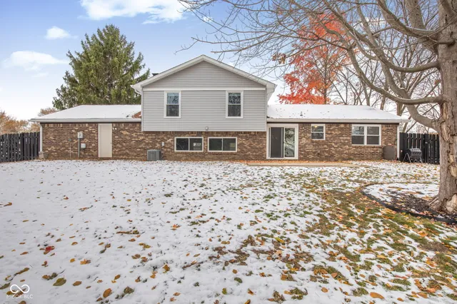 $365,000 | 11709 Cameron Drive, Fishers, IN 46038