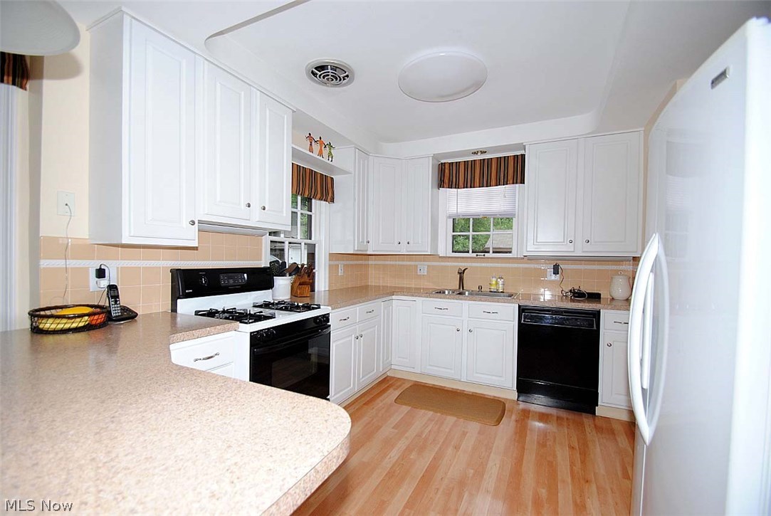 2579 Edgerton Road Cleveland, OH 44118 - Photo 11 of 34 Gallery Image 11
