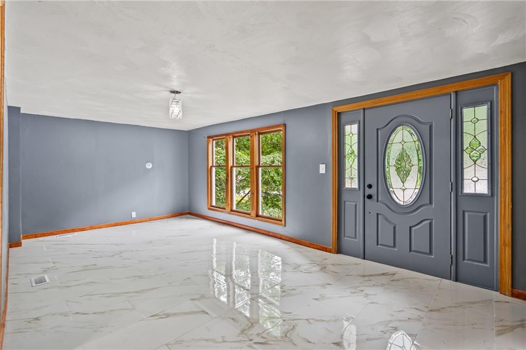 101 Weber Road Sewickley, PA 15143 - Photo 2 of 30